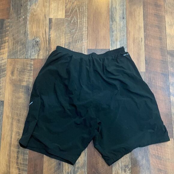 Nike shorts L (4498) - Picture 5 of 8